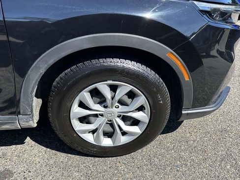 Used 2023 Honda CR-V LX image 9