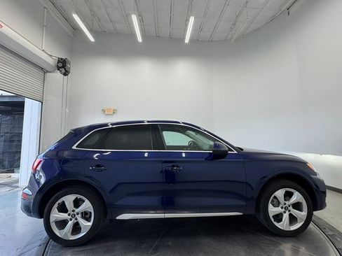 Used 2021 Audi Q5 2.0T Premium Plus w/ Premium Plus Package AWD/4WD image 14