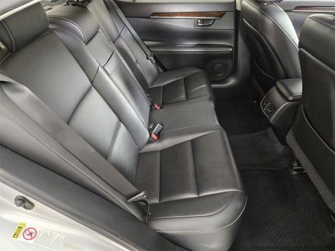 Used 2013 Lexus ES 350 image 19