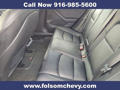 Used 2023 Tesla Model 3 Standard Range image 18