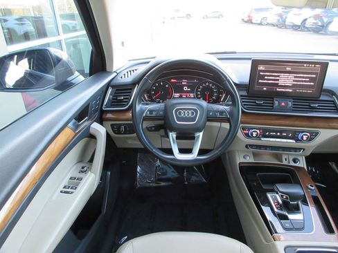 Used 2022 Audi Q5 2.0T Premium image 39