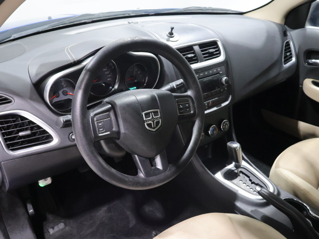 Used 2014 Dodge Avenger SE FWD image 12