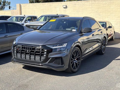 Used 2022 Audi SQ8 Prestige w/ Prestige Package AWD/4WD image 3