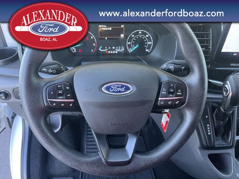 Used 2024 Ford Transit 350 XLT image 22