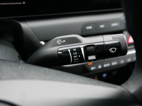 Used 2025 Kia K4 LXS image 26