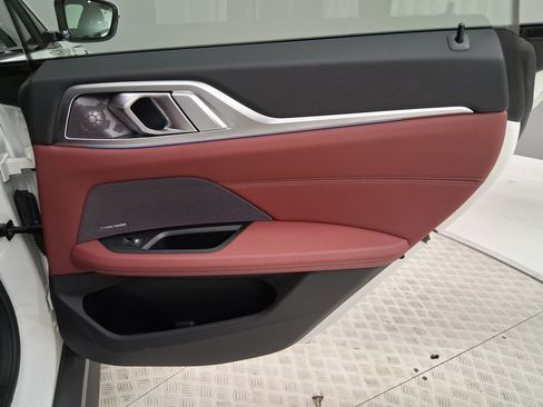 Used 2023 BMW i4 eDrive40 w/ Premium Package RWD image 15