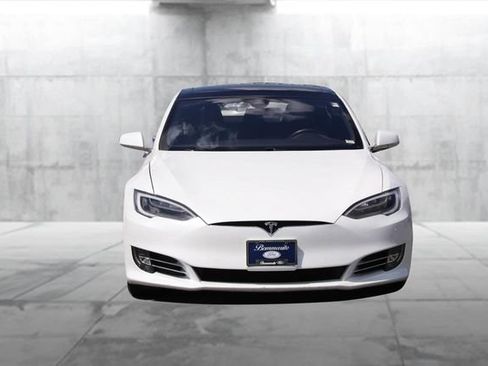 Used 2016 Tesla Model S 75D AWD/4WD image 9