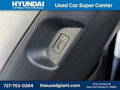 Used 2023 Hyundai Palisade Limited image 20