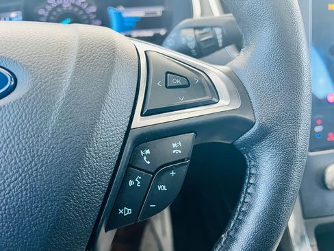 Used 2021 Ford Edge Titanium w/ Equipment Group 301A image 18