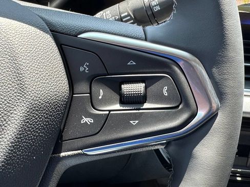 New 2026 Chevrolet Trax LT w/ Midnight Edition FWD image 19