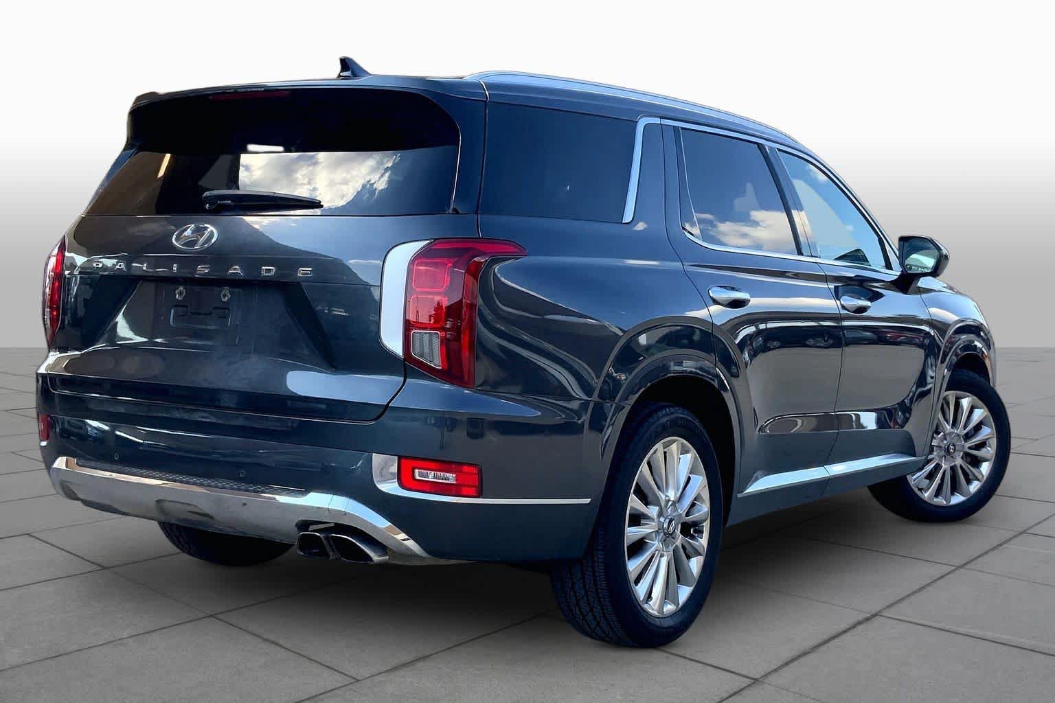 Used 2020 Hyundai Palisade Limited FWD image 12