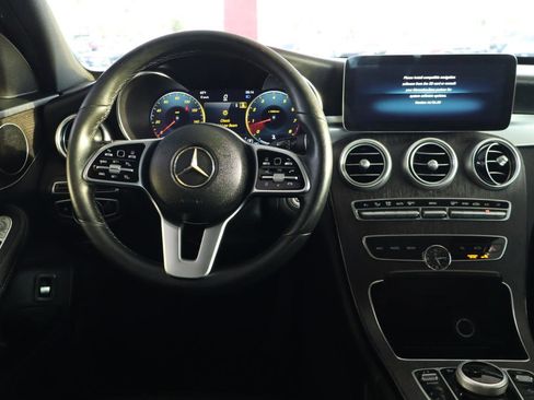 Used 2019 Mercedes-Benz C 300 4MATIC Sedan image 17