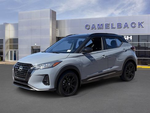 Used 2022 Nissan Kicks SR FWD image 34