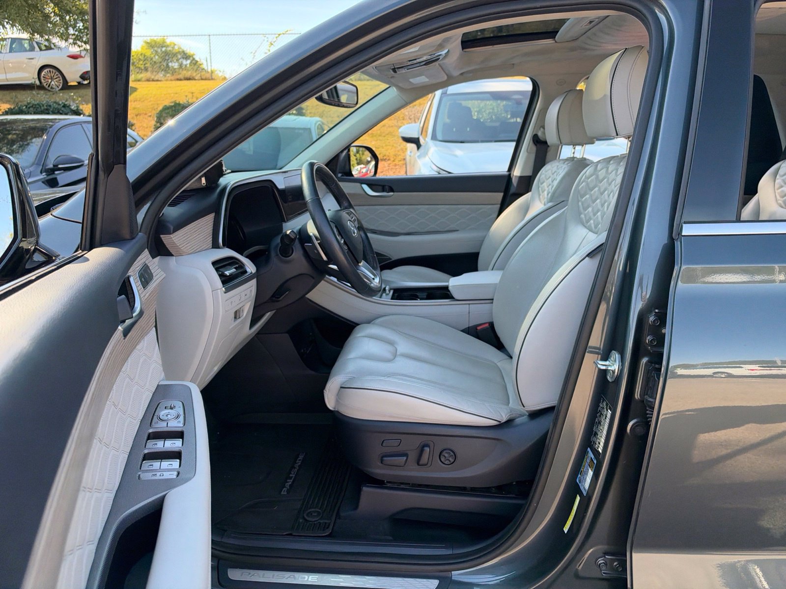 Used 2022 Hyundai Palisade Calligraphy w/ Cargo Package AWD/4WD image 25