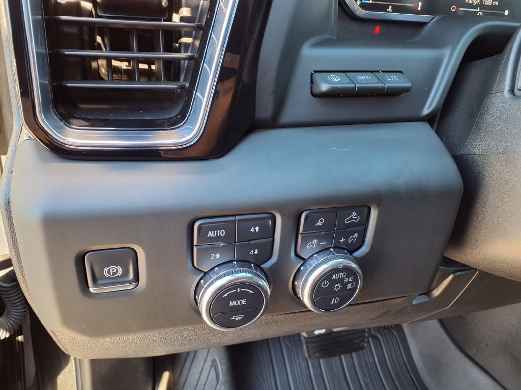 Used 2024 GMC Sierra 2500 Denali w/ Technology Package AWD/4WD image 27
