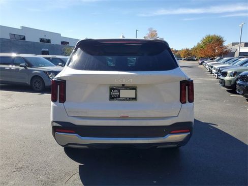 New 2026 Kia Sorento S w/ S Panoramic Sunroof Package image 5