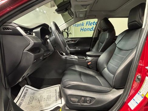 Used 2021 Toyota RAV4 XLE Premium AWD/4WD image 11