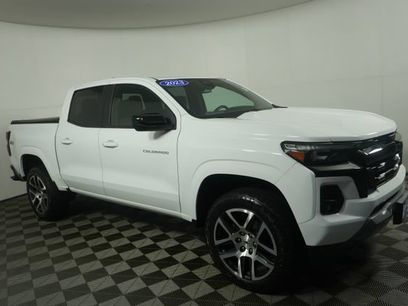 Used 2023 Chevrolet Colorado Z71 w/ Z71 Convenience Package 2