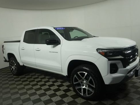 Used 2023 Chevrolet Colorado Z71 w/ Z71 Convenience Package 2 AWD/4WD image 1