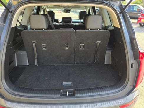Used 2020 Kia Telluride S w/ S 8 Passenger Seating Package image 11