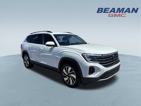 Used 2025 Volkswagen Atlas SE AWD/4WD image 1