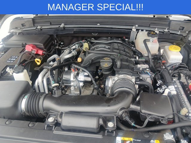 Used 2023 Jeep Wrangler Unlimited Sahara AWD/4WD image 42