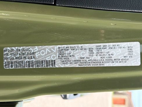 Used 2023 Jeep Gladiator Sport AWD/4WD image 28