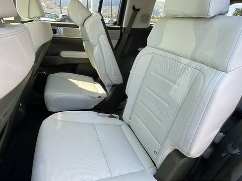 New 2025 Hyundai Santa Fe Calligraphy image 16