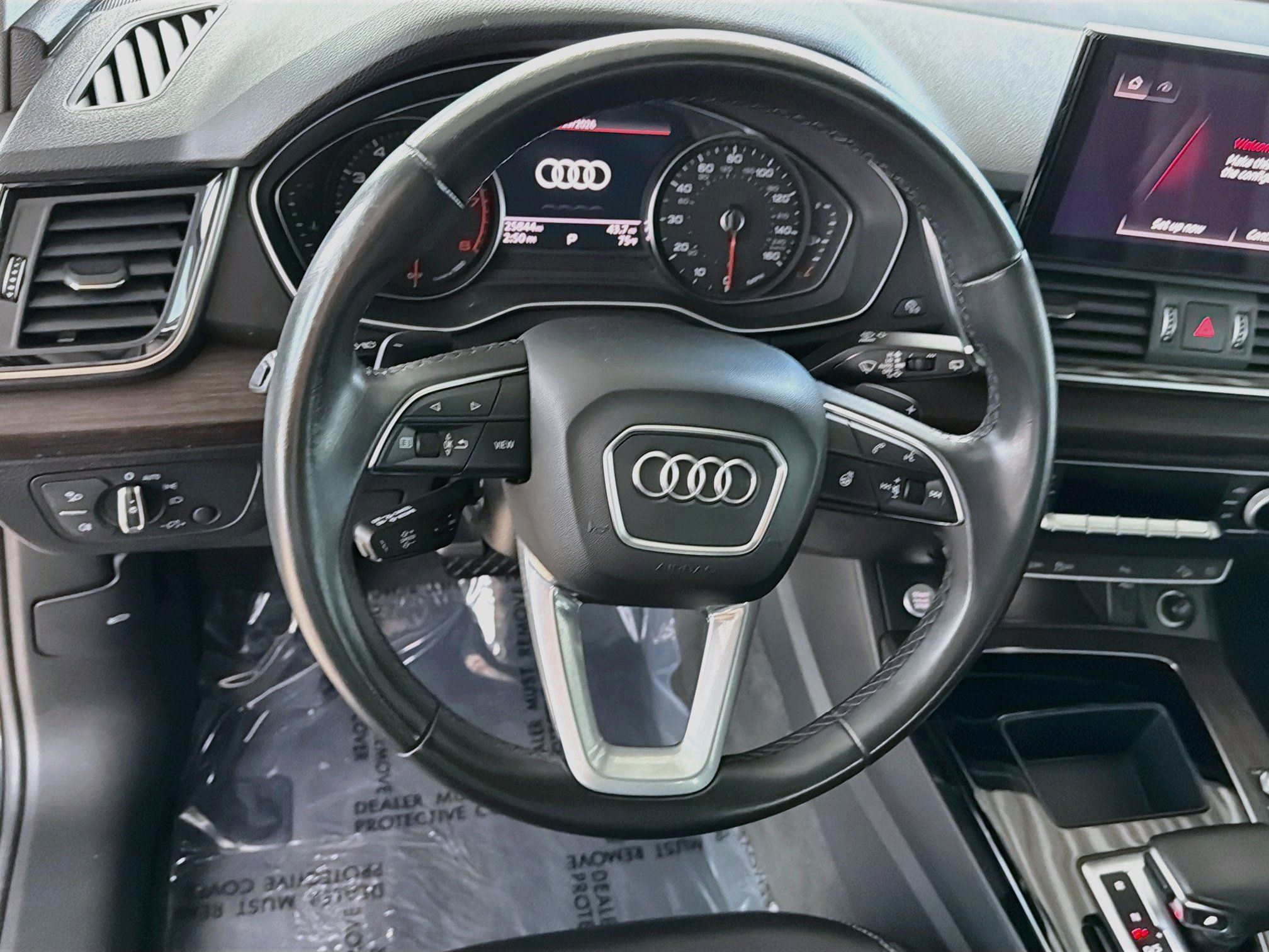 Used 2023 Audi Q5 2.0T Premium w/ Convenience Package AWD/4WD image 17