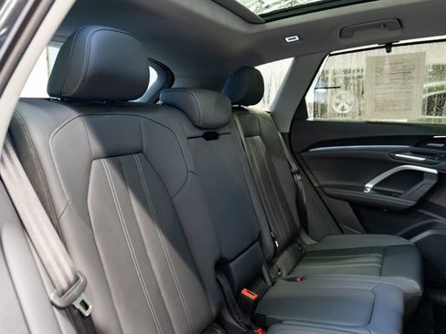 Used 2025 Audi Q5 Premium Plus w/ Premium Plus image 34