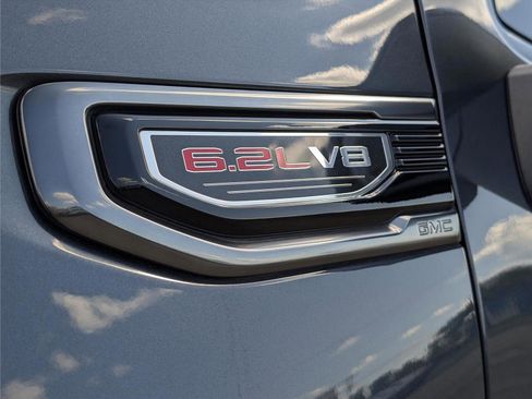 Used 2021 GMC Sierra 1500 AT4 w/ AT4 Value Package image 11