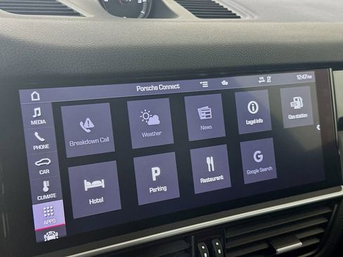 Used 2020 Porsche Cayenne image 14