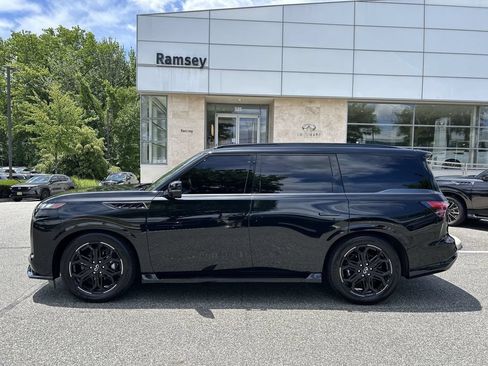 Certified 2026 INFINITI QX80 4WD image 5