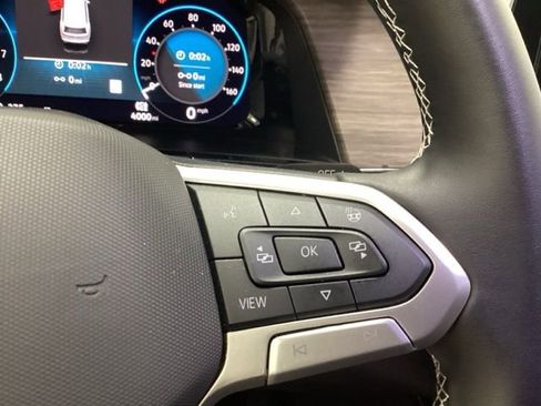 Certified 2025 Volkswagen Atlas SEL image 17