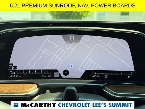 Used 2022 Cadillac Escalade ESV Premium Luxury Platinum AWD/4WD image 19