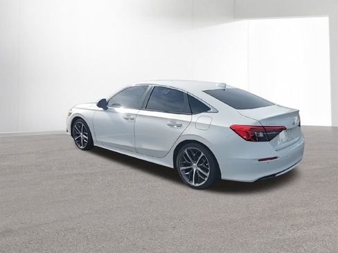 Used 2023 Honda Civic Touring image 6