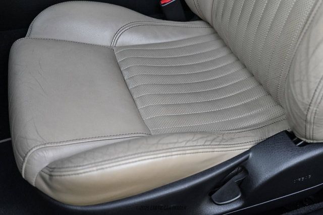 Used 2005 Ford Thunderbird RWD image 35