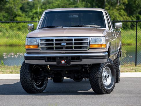 Used 1997 Ford F250 4x4 SuperCab Heavy Duty image 2