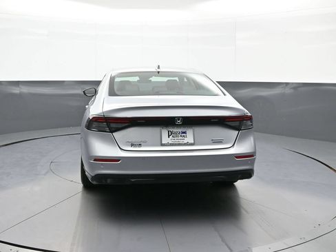 Certified 2025 Honda Accord Touring image 7