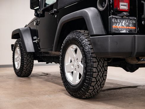 Used 2012 Jeep Wrangler Sport image 25