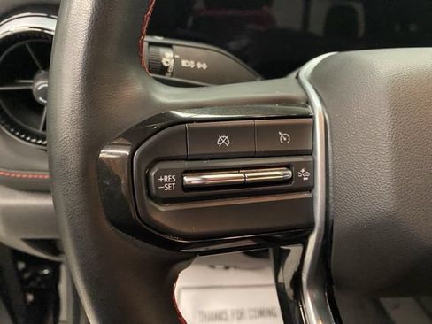 Used 2023 Chevrolet Colorado Z71 w/ Z71 Convenience Package 2 AWD/4WD image 28