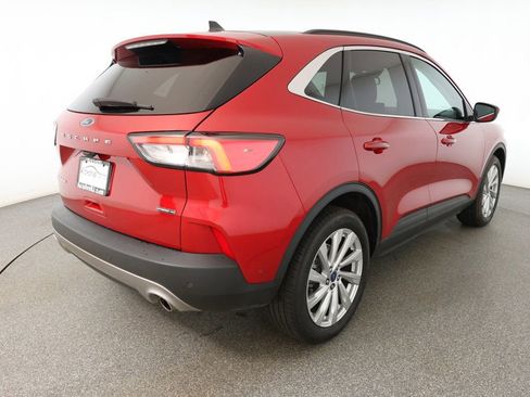Used 2022 Ford Escape Titanium w/ Titanium Elite Package image 4