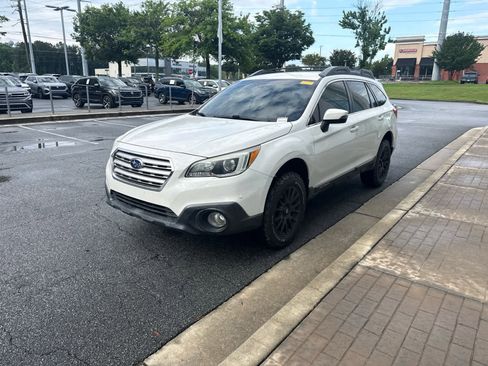 Used 2016 Subaru Outback 2.5i Premium AWD/4WD image 7