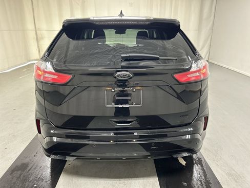Used 2024 Ford Edge SE w/ Black Appearance Package AWD/4WD image 6