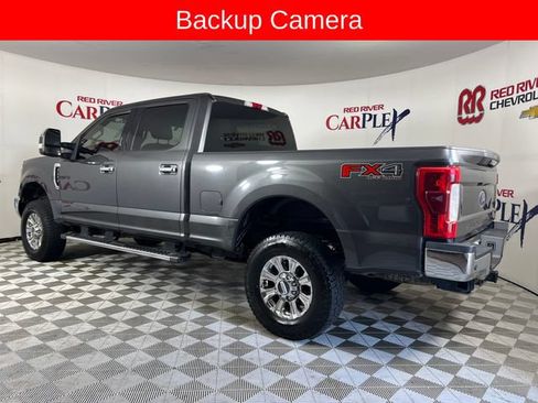 Used 2018 Ford F250 XLT w/ XLT Premium Package AWD/4WD image 6