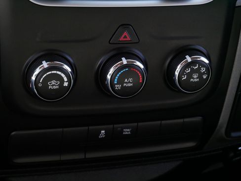 Used 2017 RAM 1500 Express w/ Express Value Package image 24