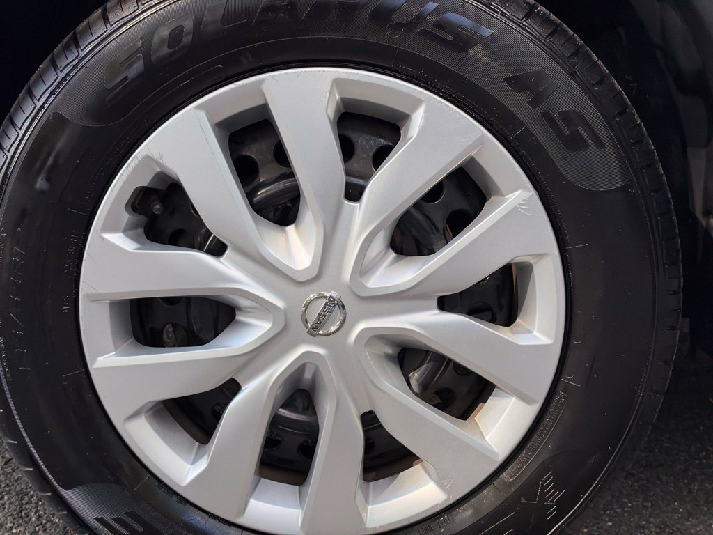 Used 2017 Nissan Rogue S AWD/4WD image 34