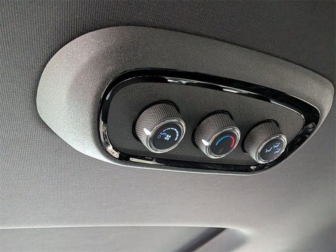 Used 2021 Dodge Durango R/T w/ Blacktop Package image 26