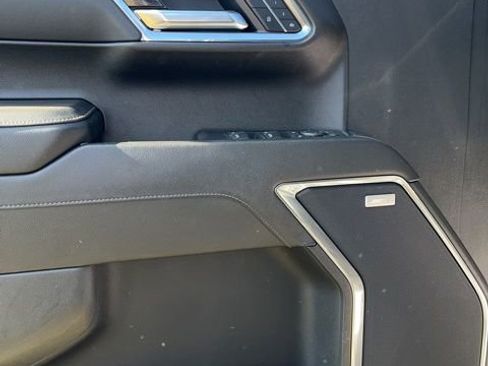 Used 2024 Chevrolet Silverado 1500 LTZ image 24