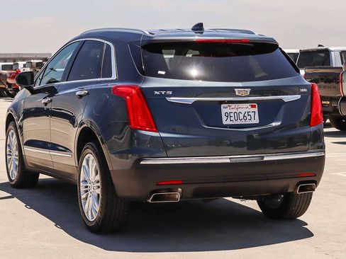 Used 2019 Cadillac XT5 Premium Luxury FWD image 6